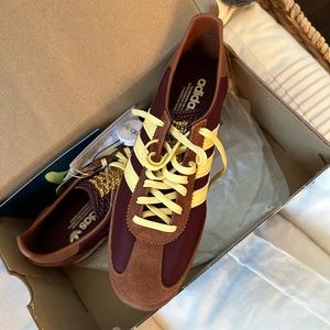 Adidas SL 72 Size 8W / 7M US / Maroon, Almost Yellow & Preloved Brown